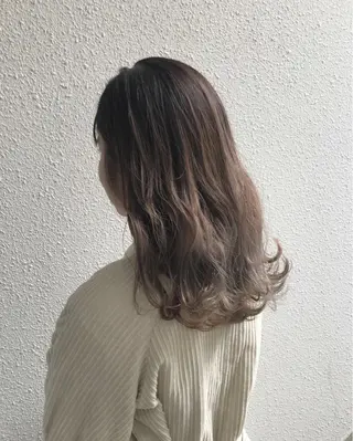 ミディアム カラー インナーカラー/天神 ブリーチ/吉田のヘアスタイル