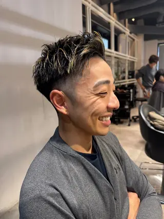 ショート カラー メンズ 似合う髪型見つけます AYAKAのヘアスタイル