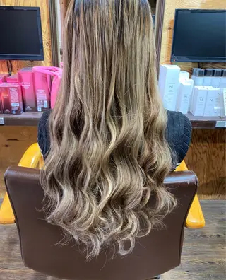 ロング IwAsh大和駅前店 河野亜里香のヘアスタイル