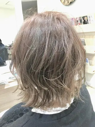 ミディアム カラー Ash 本八幡のヘアスタイル