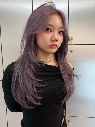 ロング カラー TATSUハイトーン ミルクティーベージュのヘアスタイル