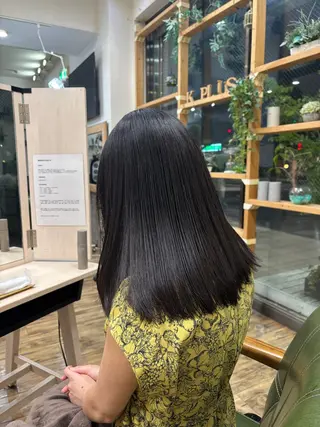 セミロング カラー ✨Kplus✨ 熊坂　みのり✨のヘアスタイル