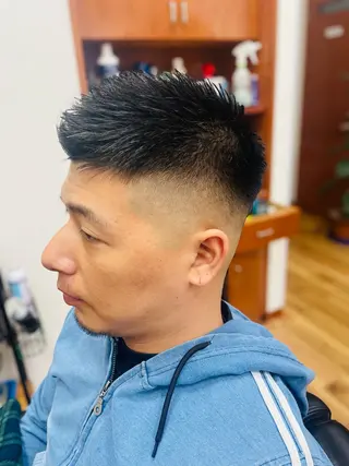 ショート メンズ 吉村 拓也のヘアスタイル