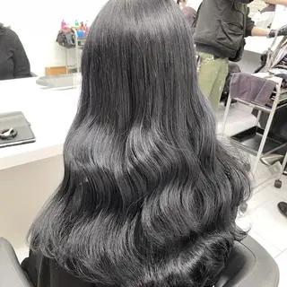 カラー official TUNE銀座🪞🪽のヘアスタイル