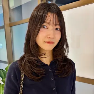 ミディアム BALANCE. 弥央のヘアスタイル