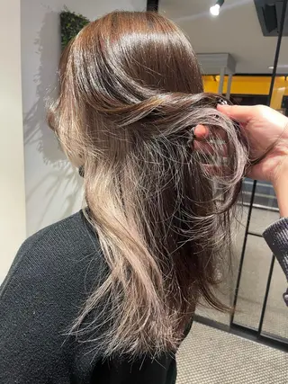 セミロング カラー 田中 沙織のヘアスタイル
