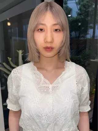 ショート カラー イシイ モエカのヘアスタイル