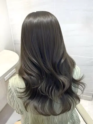 ロング カラー 透明感カラー🌿 グレージュ🐺陽介のヘアスタイル