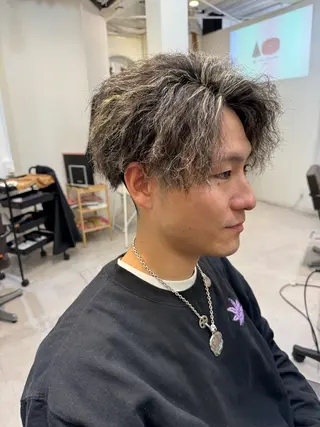 カラー パーマ メンズ 似合う髪型見つけます AYAKAのヘアスタイル