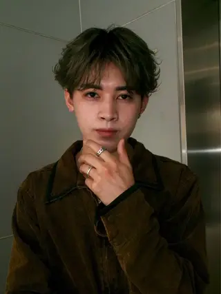 カラー メンズ LARK/メンズ特化 /シバヤ ユウキのヘアスタイル