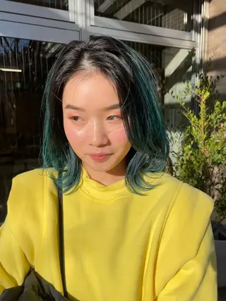 カラー wewe: momoeのヘアスタイル