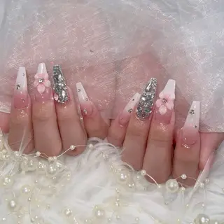 ネイル Hy nailsのネイルデザイン