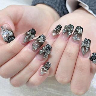 ネイル Queens テイのネイルデザイン