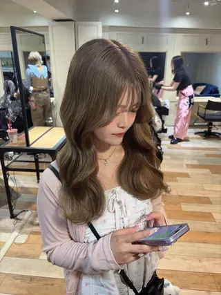 ロング 💜🦋 COCONA🦋💜のヘアスタイル