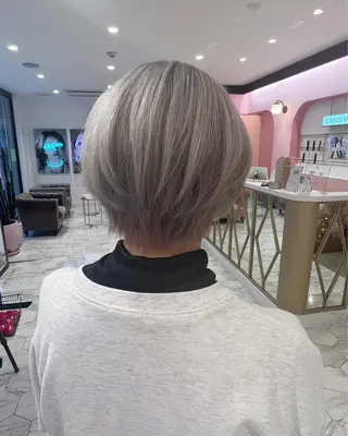 カラー 内藤 万季人のヘアスタイル