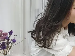 セミロング カラー ヘアアレンジ See by merのマツエク・マツパデザイン