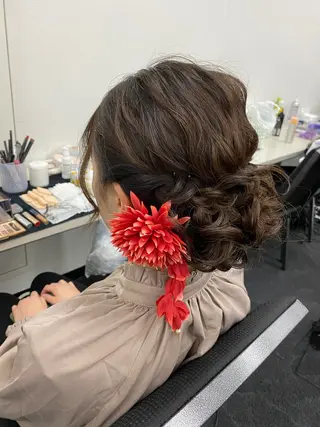 ロング ヘアアレンジ 🌈髪質改善🌈 過去の1艶サラ体験✨のヘアスタイル