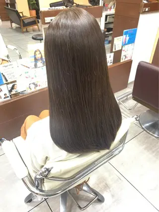セミロング レイヤー/艶髪カラー 森本くるみのヘアスタイル
