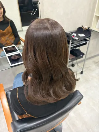 セミロング 田中 葵のヘアスタイル