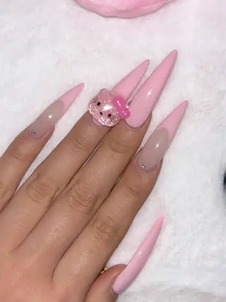 ネイル IROHA NAIL 愛音のネイルデザイン