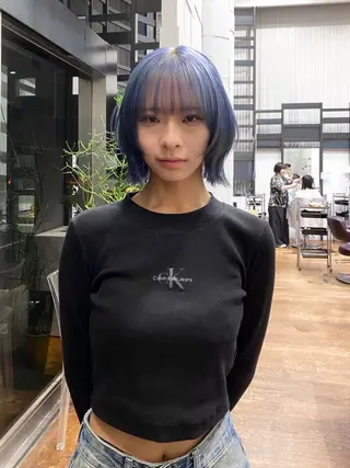ショート カラー マツザキ マナトのヘアスタイル