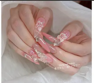 ネイル Floria キキのネイルデザイン