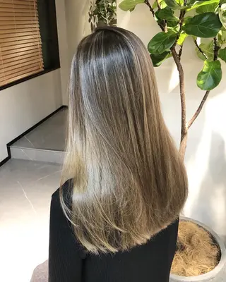 ロング カラー 透明感カラー* レイヤー/清水大地のヘアスタイル