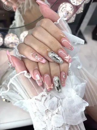 ネイル 24時まで❤︎韓国、 ワンホンネイルのネイルデザイン
