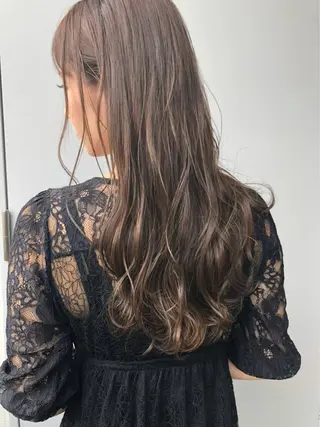 ロング カラー SHOEI／艶カラー /レイヤーカットのヘアスタイル