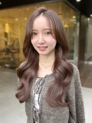ロング カラー 石井 陽海のヘアスタイル