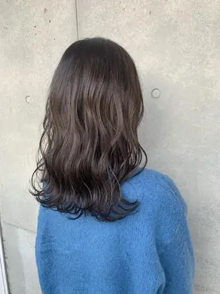 ロング カラー 渡辺 愛枝/艶カラー🩵のヘアスタイル