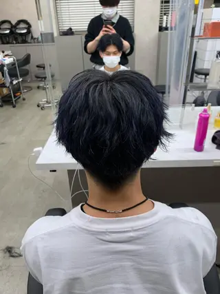 ショート カラー パーマ メンズ メンズパーマ特化 TAIGAのヘアスタイル