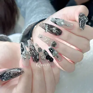 ネイル Queens ゲンのネイルデザイン