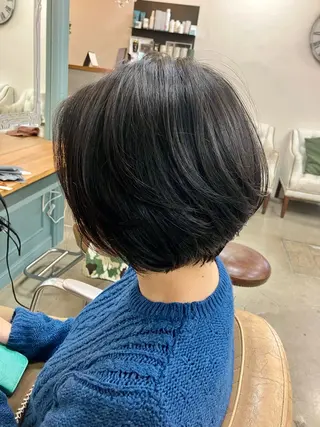 ショート 似合わせ×透明感 カラー🤍MAOのヘアスタイル
