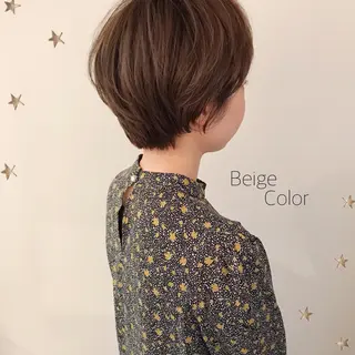 ショート カラー 市川 千夏のヘアスタイル