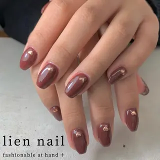 ミディアム Queen nailのネイルデザイン