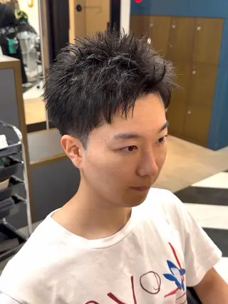 ショート カラー パーマ ヘアアレンジ メンズ 伊藤 陸のヘアスタイル