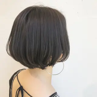 ショート カラー 山形 光輪子のヘアスタイル