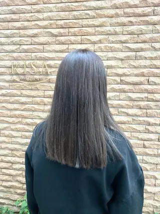 セミロング カラー 🩶 AIRA / 透明感カラー 🩶のヘアスタイル