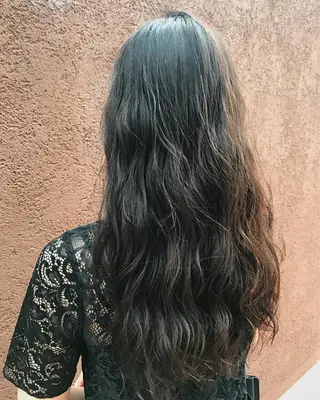 ロング カラー パーマ 松田 亮葉のヘアスタイル