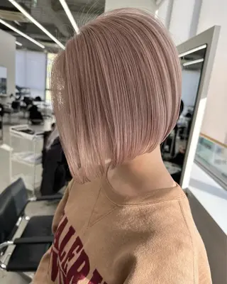 ショート 佐藤 まいらのヘアスタイル
