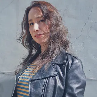 セミロング カラー パーマ 山中 直輝のヘアスタイル