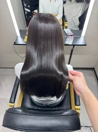 セミロング 髪質改善サロン 南船場　みおのヘアスタイル