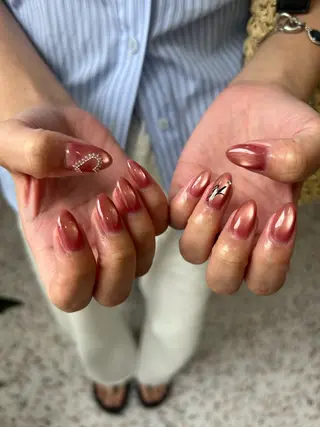 ネイル 小松 千冬のネイルデザイン