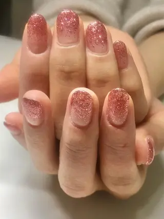 ネイル 新宿ネイルサロン ジェミディローサのネイルデザイン
