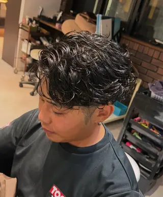 パーマ メンズ 松本 康佑のヘアスタイル