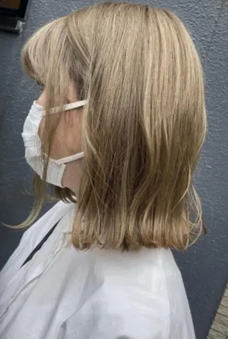 ミディアム カラー ヘアアレンジ 佐藤 睦月のヘアスタイル