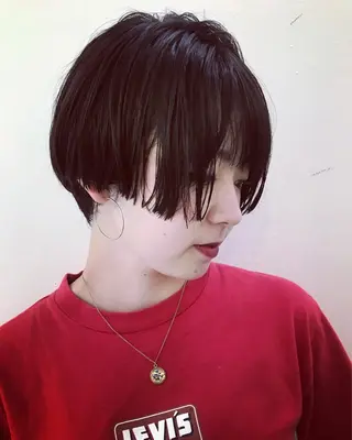 ショート 💓パーマ，💗 レイヤーカットのヘアスタイル