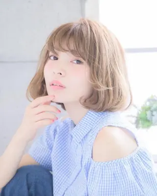 ミディアム 🍊新宿南口🍊 ERINAのヘアスタイル