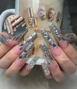 ネイル Minami Nailsのネイルデザイン